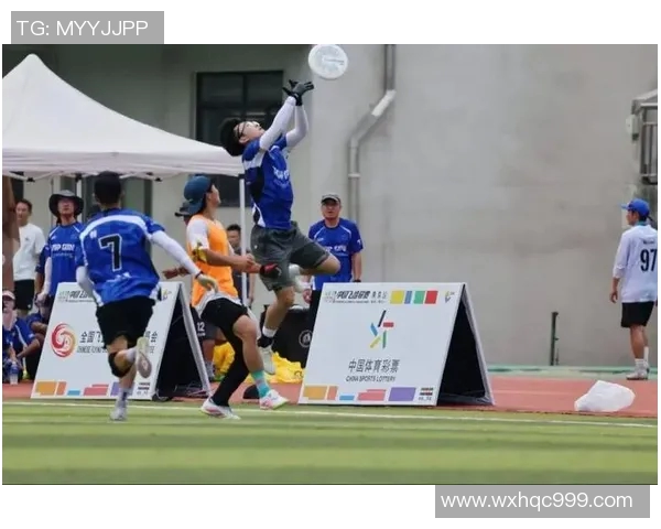 南京飞盘队在攀岩联赛中的意识表现分析与点评