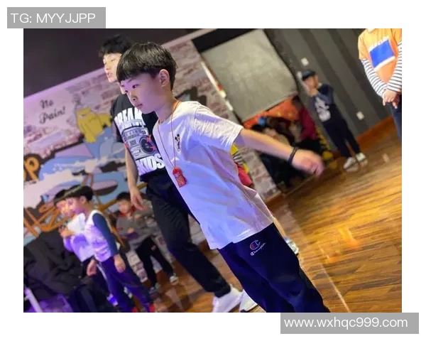 深圳街舞队技术革新引发热议街舞文化新潮流