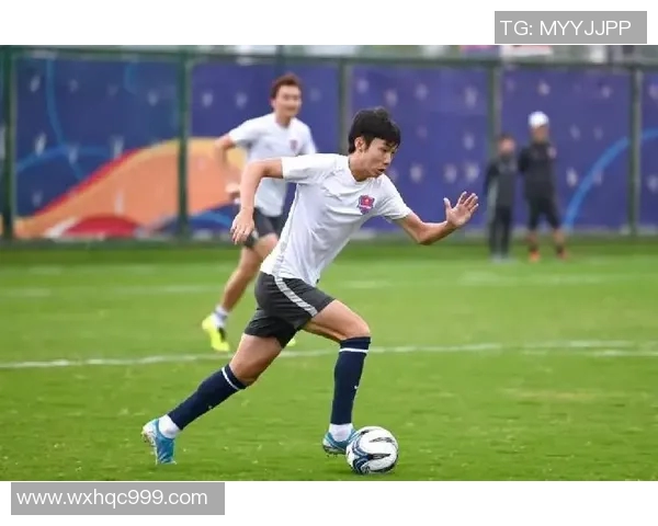 黄磊的足球人生深度对话:从绿茵场到人生哲学的精彩旅程 黄磊的足球人生深度对话:从绿茵场到人生哲学的精彩旅程