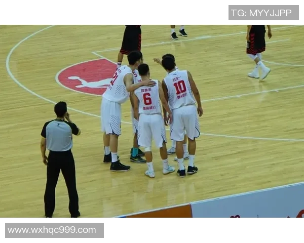 瓦基弗银行与浙江女排巅峰对决谁能在赛场上书写新的辉煌历史